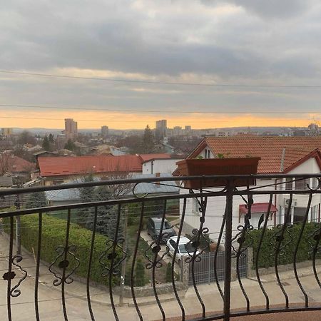Casa Famous Leilighet Iasi Eksteriør bilde