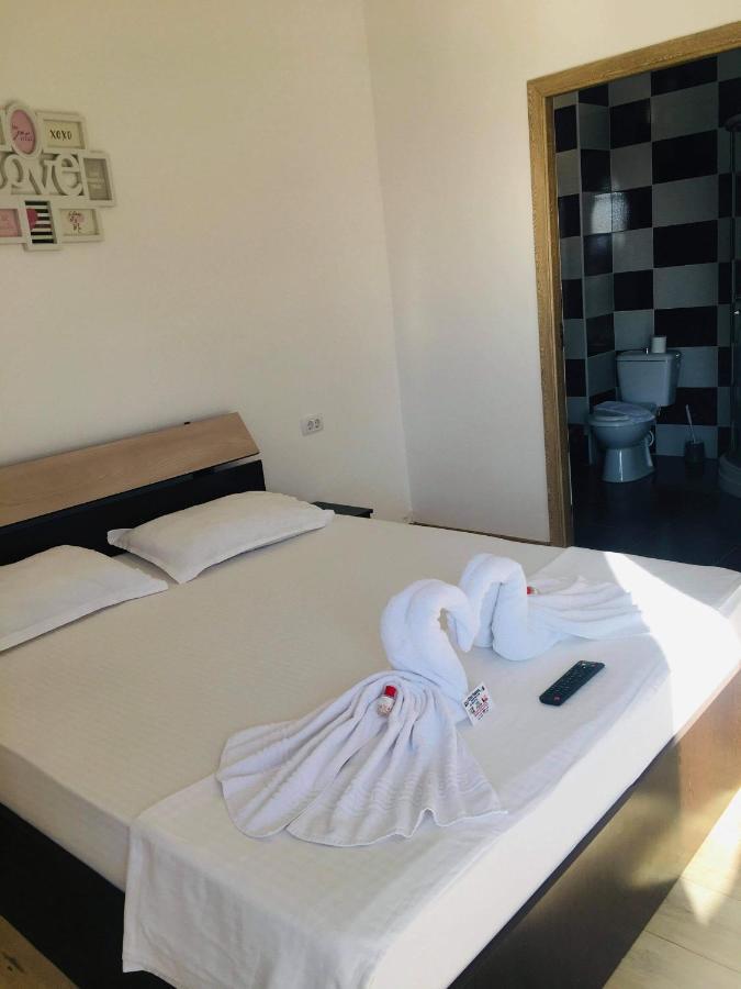 Casa Famous Leilighet Iasi Eksteriør bilde